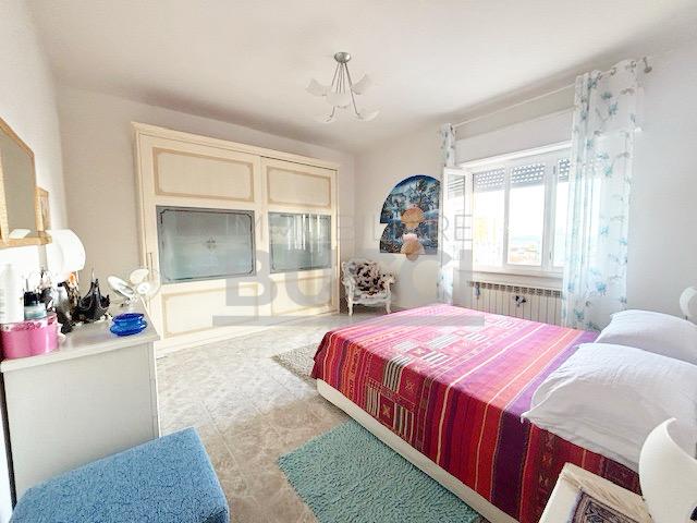 FOLLONICA Zona nuova Appartamento con due camere matrimoniali ottima posizione € 270.000