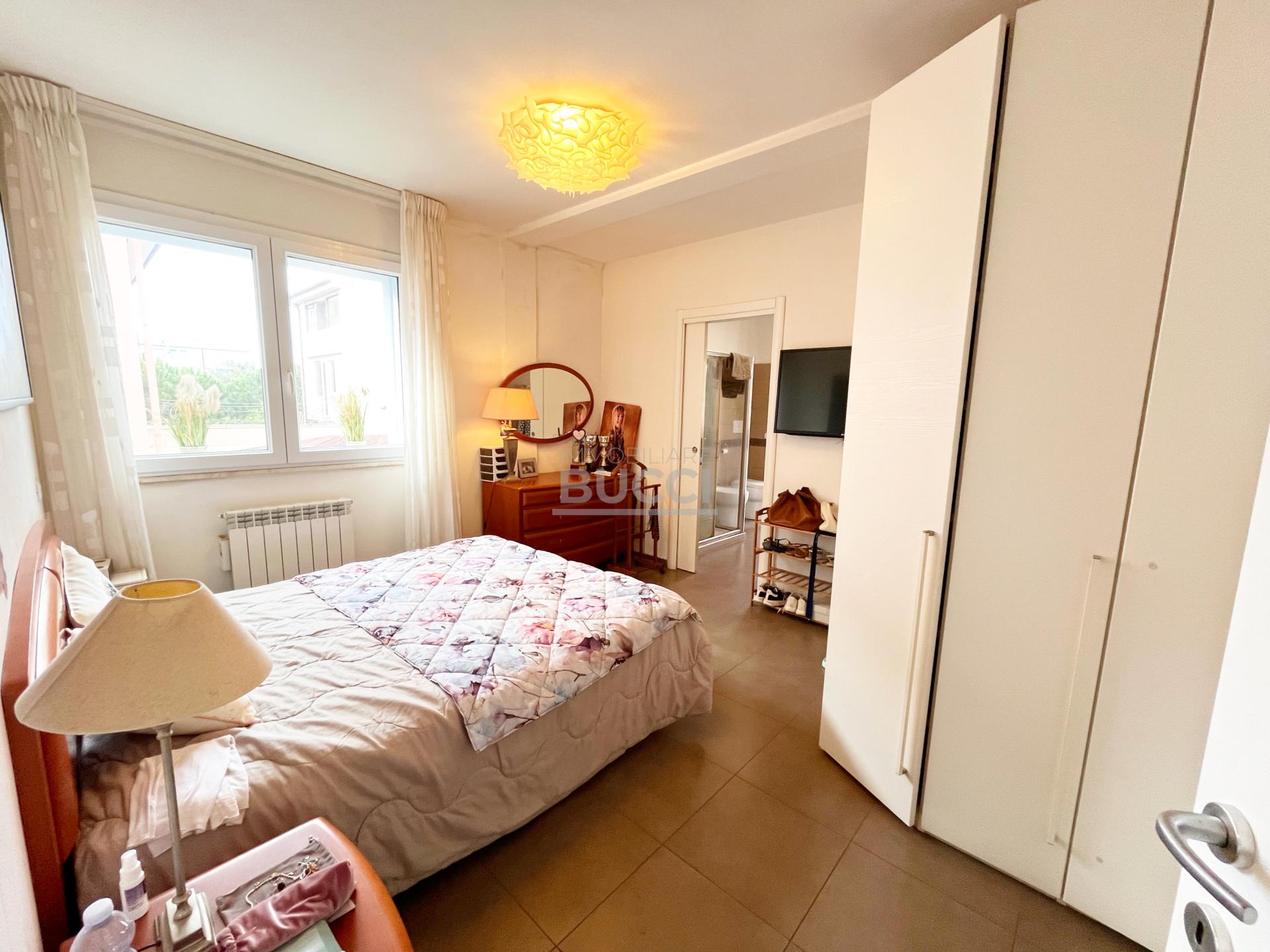 copy_F6DD4012-AF12-4DBC-8D6B-EDC48C605464 FOLLONICA – APPARTAMENTO DI PREGIO IN VIALE MATTEOTTI 2 MINUTI A PIEDI DALLA SPIAGGIA Ape in rich. € 370.000